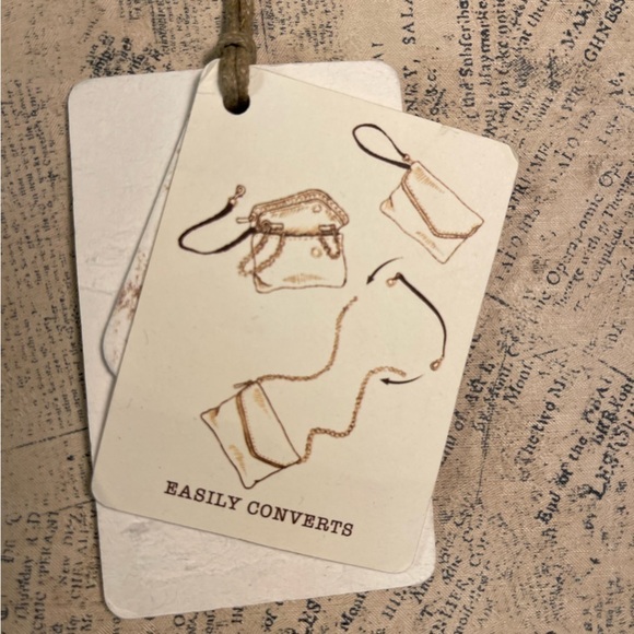 Hobo Daria Tan Leather Crossbody Clutch - Picture 6 of 12